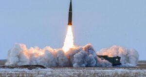 Жорстокий удар по Кривому Рогу: Російська ракета влучила у будинок багатодітної родини, загинули діти та дорослі