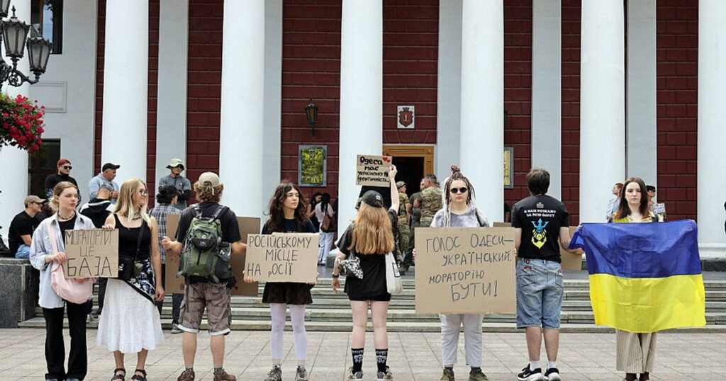 Мітинги охопили Україну через відставку Федорова — міністр відреагував — Укрaїнa