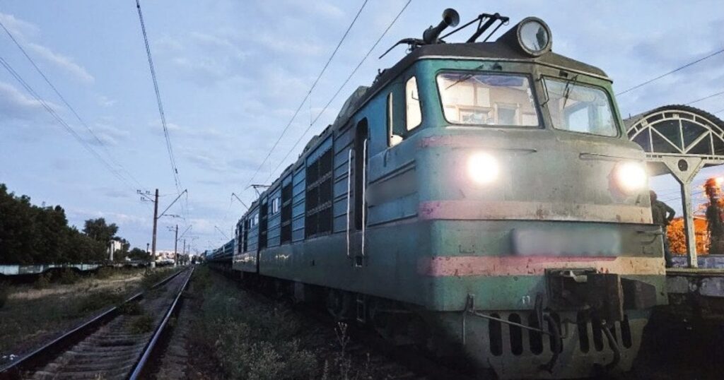 Під Києвом — нова смертельна ДТП з поїздом: загинула 26-річна жінка, перші деталі Під Києвом — нова смертельна ДТП з поїздом: загинула 26-річна жінка, перші деталі