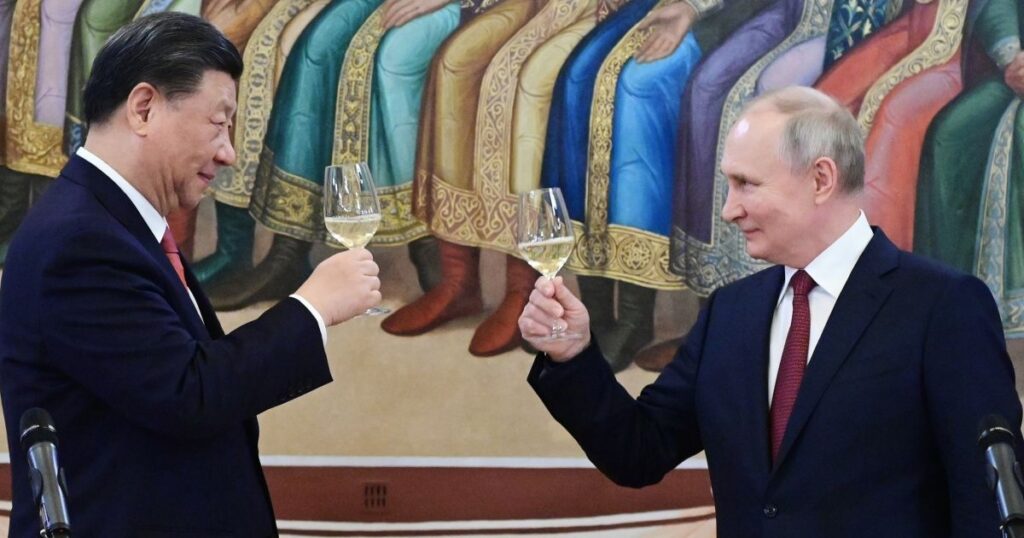Росія і Китай провели таємні військові навчання: що розкрили засекречені документи Росія і Китай провели таємні військові навчання: що розкрили засекречені документи