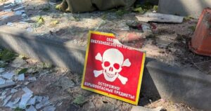 На тому полігоні постійно були стрільби – мешканці села під Києвом про удар по виставці зброї – — Київ