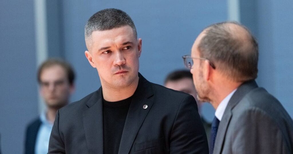 Федоров підтвердив, що йде з Міноборони: що сказав про рішення Зеленського — Політика Федоров підтвердив, що йде з Міноборони: що сказав про рішення Зеленського — Політика