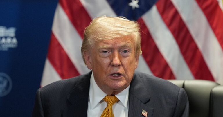 Трамп розповів про останню розмову з сенатором Ліндсі Ґремом після його повернення з України