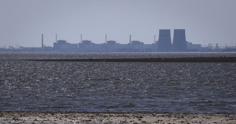 РФ будує нову ЛЕП для підключення ЗАЕС до окупованих територій: Greenpeace вказує на план Москви
