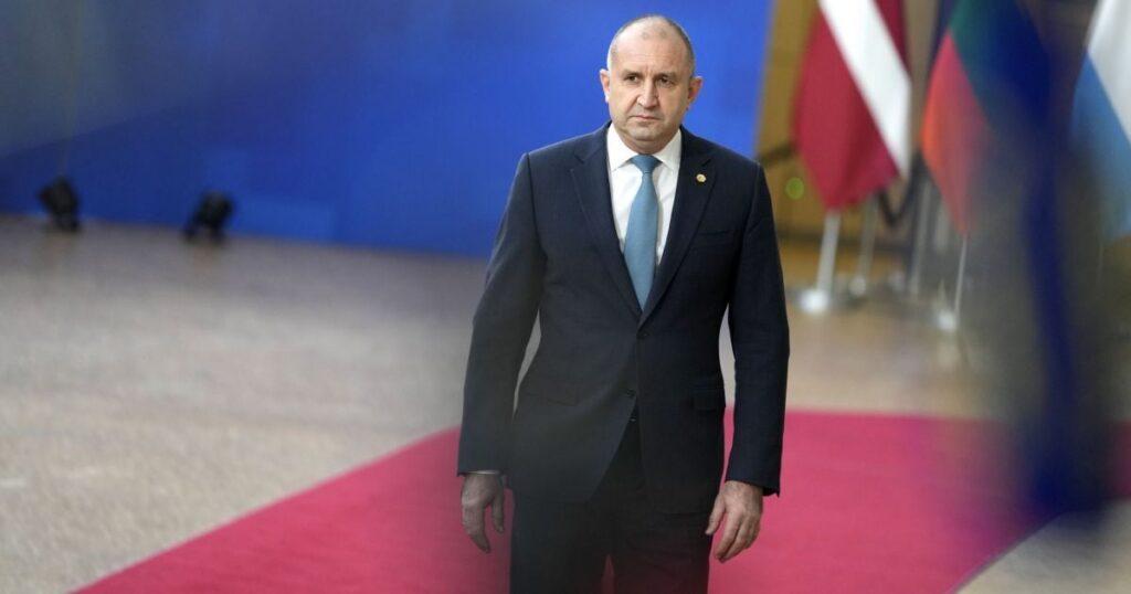 Болгарія несподівано змінила позицію щодо нових санкцій проти Росії: що сталося