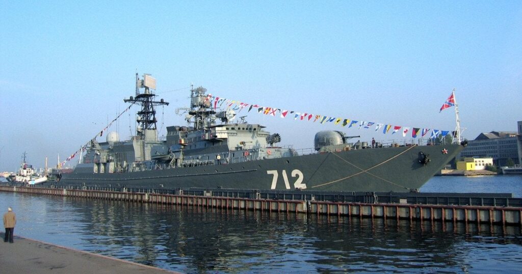 Російський військовий корабель відкрив вогонь біля берегів Британії: в чому річ Російський військовий корабель відкрив вогонь біля берегів Британії: в чому річ