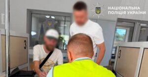 Жорстоке поводження з собакою – у Києві чоловіку оголосили підозру після трагедії на балконі — Укрaїнa