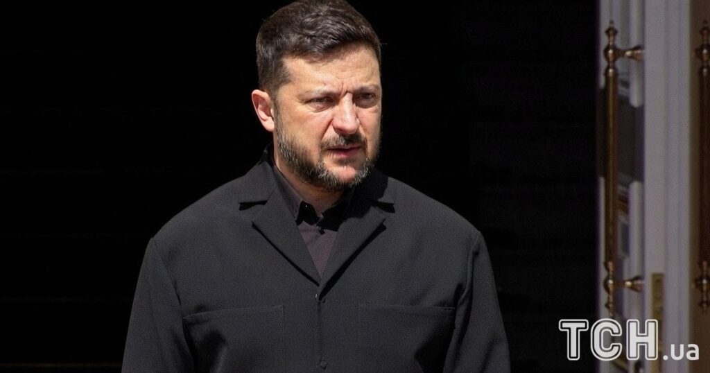 Розкол у Кремлі: Зеленський заявив про два табори навколо Путіна з різними планами на війну Розкол у Кремлі: Зеленський заявив про два табори навколо Путіна з різними планами на війну