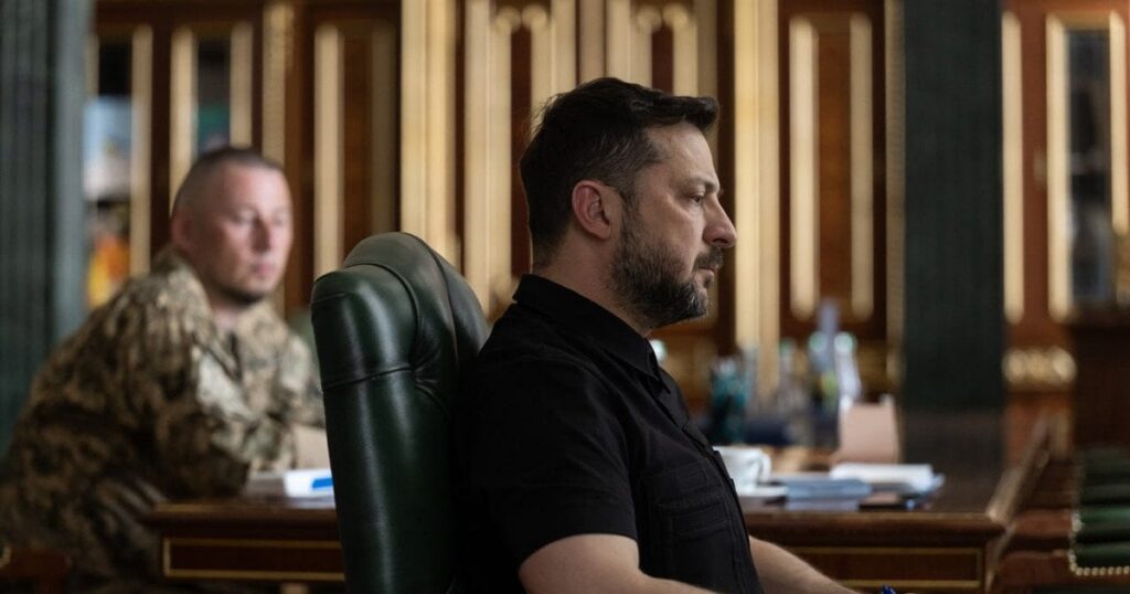 Драпатий, Горбатюк, Апостол: навіщо Зеленський зібрав командувачів ЗСУ Драпатий, Горбатюк, Апостол: навіщо Зеленський зібрав командувачів ЗСУ