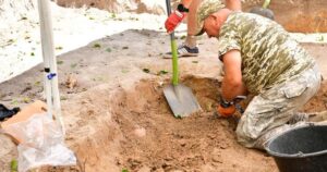 Ексгумація на Волині — в Острівках і Волі Островецькій знайшли 38 рештків — Укрaїнa