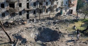 Кривава атака на Київ: у лікарнях поранені діти, медики оперують однорічного хлопчика