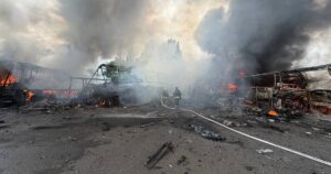Атаки РФ на судно в Одесі - загиблих вже п'ятеро - Кіпер повідомив нові подробиці — Укрaїнa