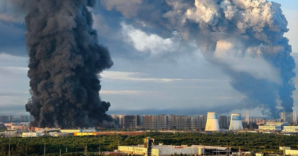 Головні новини ночі 24 липня: Драпатий — масована атака на Росію, пожежа на складах Wildberries — Укрaїнa Головні новини ночі 24 липня: Драпатий — масована атака на Росію, пожежа на складах Wildberries — Укрaїнa