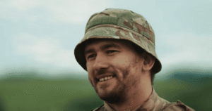 Від самовільного залишення служби до повернення через Тису: історія військового Романа
