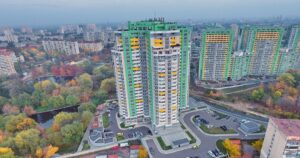 Кияни без гарячої води: ОСББ «Паркової вежі» проти колишнього управителя та «Нафтогазу»