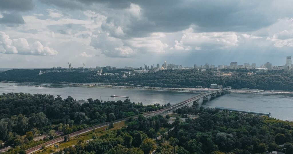 До Києва сунуть різке похолодання та нашестя негоди: синоптики попередили, коли погода зміниться До Києва сунуть різке похолодання та нашестя негоди: синоптики попередили, коли погода зміниться