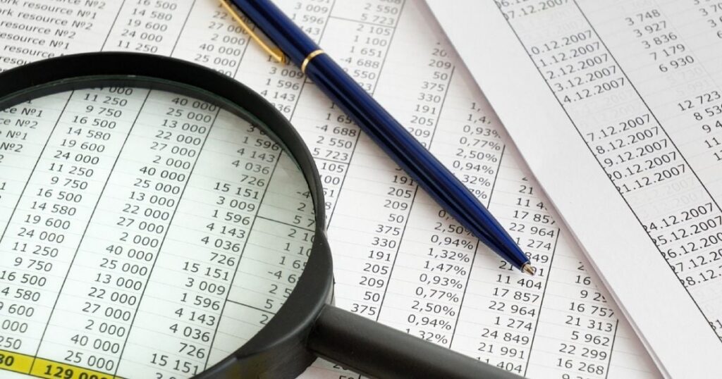В Україні змінюють правила фінмоніторингу для ФОПів та юросіб – що треба знати про нові ліміти й перевірки — Укрaїнa