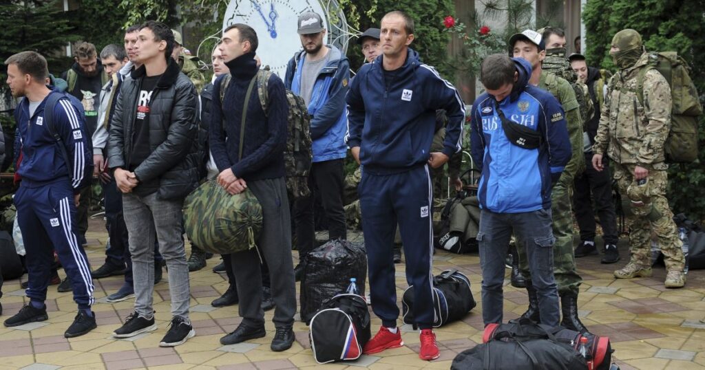 Мобілізація в Росії після виборів: ГУР розкрило плани Кремля щодо "гарматного м'яса" Мобілізація в Росії після виборів: ГУР розкрило плани Кремля щодо "гарматного м'яса"