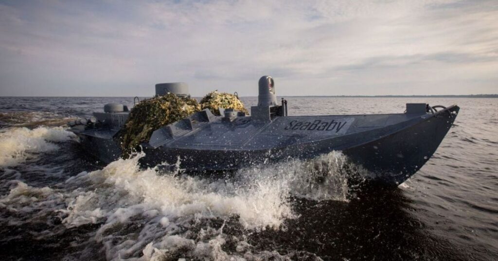 Морський дрон Sea Baby — СБУ заявила про атаку танкера тіньового флоту біля Ялти — Укрaїнa Морський дрон Sea Baby — СБУ заявила про атаку танкера тіньового флоту біля Ялти — Укрaїнa