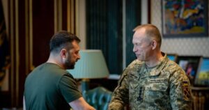 Зміна в ЗСУ: Зеленський шукає нового Головкома на тлі чуток про відставку Сирського