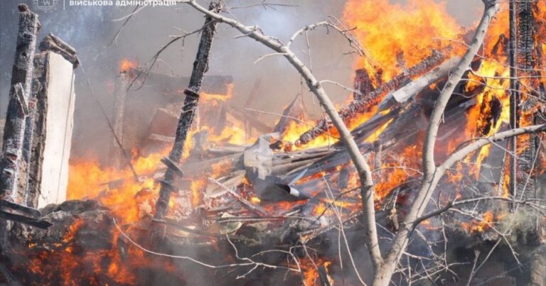 Росія атакувала Запоріжжя КАБами: є загиблі та поранені, повідомляє влада