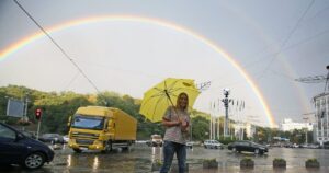 Погода в Україні 20–26 липня — грози, град і спека змінюватимуться різко — Укрaїнa