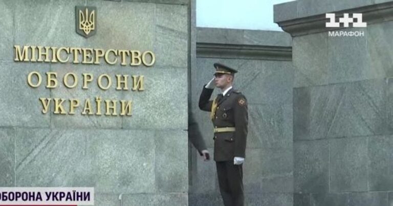 Верховна Рада пішла на канікули: Україна залишилася без керівників ключових міністерств і відомств
