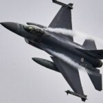Український F-16 вперше збив російський Су-35 у повітряному бою: важливі деталі від американського генерала