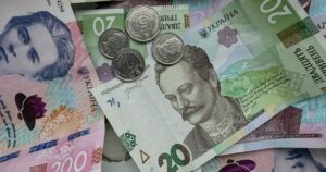 Як платити значно менше за світло влітку: поради експертів навіть з кондиціонером