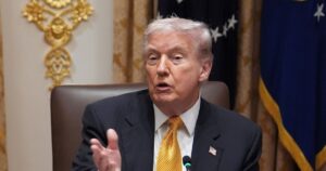 Трамп: “Не надсилайте мені ці фотографії” — про знімки з фронту війни в Україні