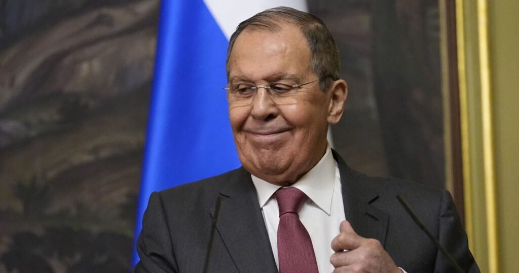 У Кремлі відкинули сценарій мирних переговорів і заговорили про «гордість» Росії: подробиці