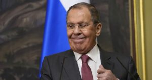 Кремль відкидає мирні переговори: Лавров говорить про “гордість” Росії та “здорову агресію”
