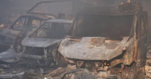Атака на Запоріжжя 8 липня - російська авіабомба влучила у гаражний кооператив, є поранені — Укрaїнa