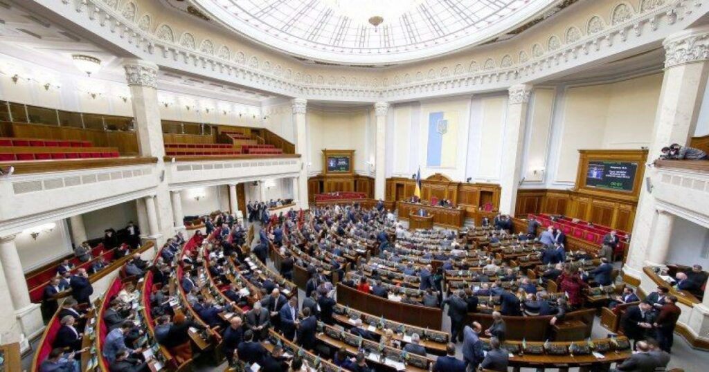 Зеленський пропонує подовжити воєнний стан та мобілізацію в Україні на три місяці — Укрaїнa Зеленський пропонує подовжити воєнний стан та мобілізацію в Україні на три місяці — Укрaїнa