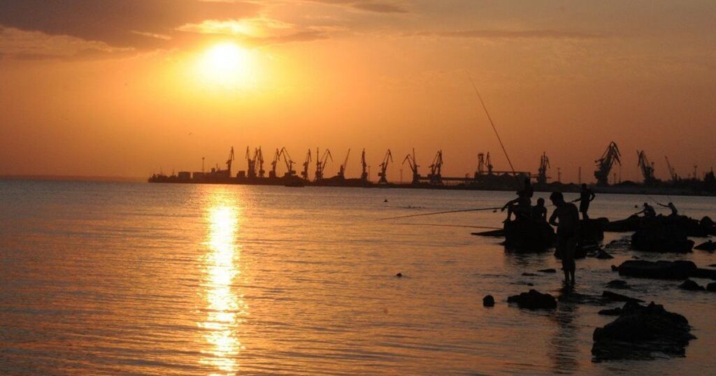Чорноморський флот РФ – танкери перетворюють на бойові точки проти дронів ЗСУ — Укрaїнa Чорноморський флот РФ – танкери перетворюють на бойові точки проти дронів ЗСУ — Укрaїнa
