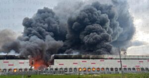 |||Найбільший російський НПЗ повністю зупинився після атаки дронів: термін відновлення…