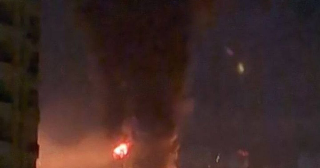 Унаслідок атаки РФ на Київ є постраждалі: двох людей госпіталізували, удари зафіксували у чотирьох районах Унаслідок атаки РФ на Київ є постраждалі: двох людей госпіталізували, удари зафіксували у чотирьох районах