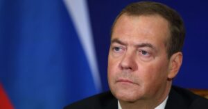 Нова Мобілізація в Росії: Заяви Медведєва та Реальні Цифри