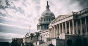 Сенат США наблизив ухвалення “пекельних санкцій” проти Росії: детальний розбір голосування