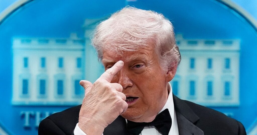 Трамп про Іран — заявив, що лишив інструкції на випадок вбивства і попередив про відповідь — Світ Трамп про Іран — заявив, що лишив інструкції на випадок вбивства і попередив про відповідь — Світ