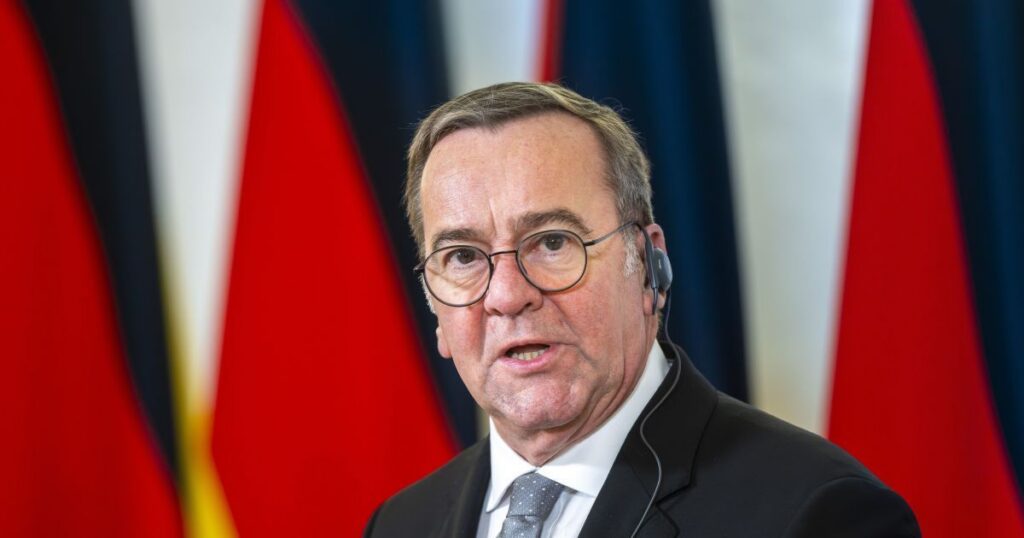 Після ударів по російських НПЗ у Німеччині заговорили про Таурус по-новому — Світ