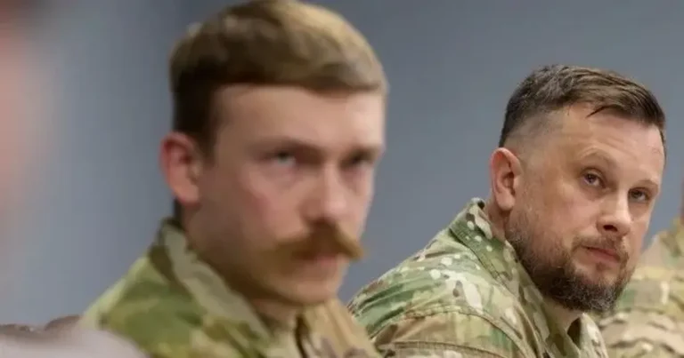Нові Військові Угруповання для Оборони Донеччини: Керівництво від Героїв України