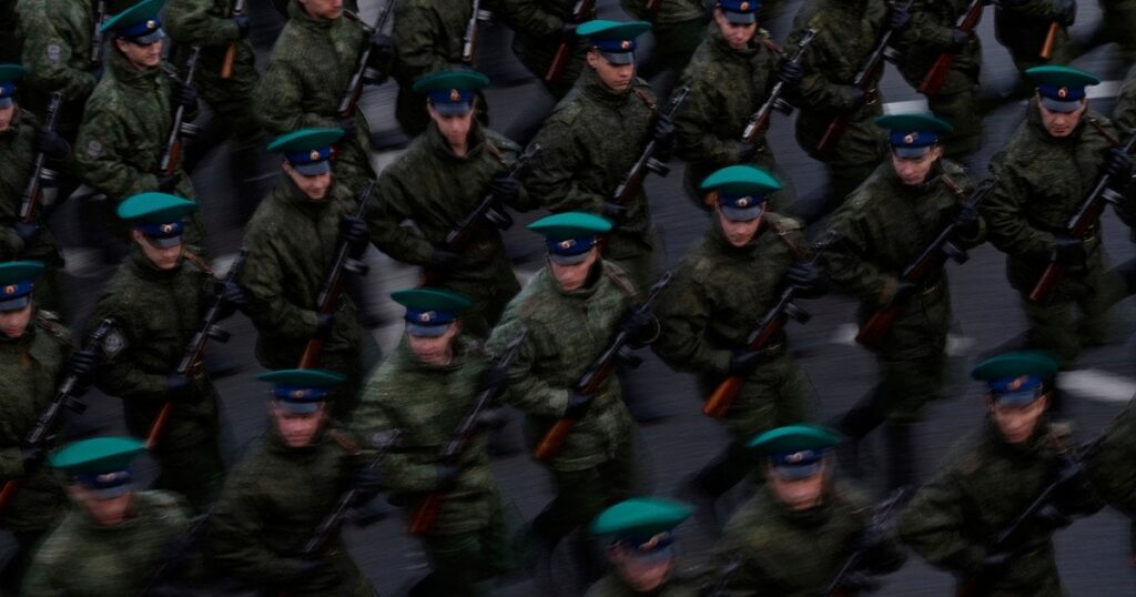 У Кремлі вже готуються до «бунтів»: силовикам розширюють повноваження перед новою мобілізацією У Кремлі вже готуються до «бунтів»: силовикам розширюють повноваження перед новою мобілізацією