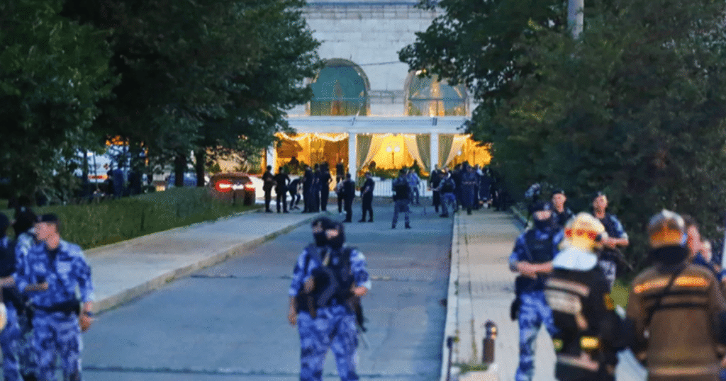 Вибух у ресторані в Москві: ціллю міг бути генерал, причетний до звірств у Бучі Вибух у ресторані в Москві: ціллю міг бути генерал, причетний до звірств у Бучі
