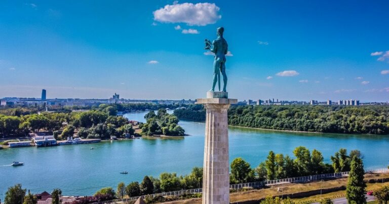 Сербія: Неочікуваний Туристичний Хіт, Що Завойовує Світові Серця