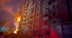 Росія вдарила по будинку в Краматорську: є загиблий та чимало постраждалих — що відомо