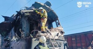 Росіяни точно знали, що там цивільні: Зеленський розповів моторошні подробиці удару по поїзду на Одещині