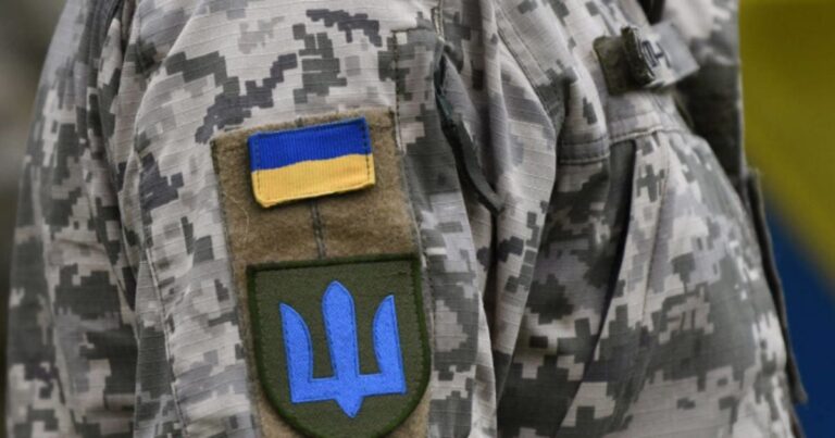 Трагедія на Яворівщині: Солдата знайшли загиблим у приміщенні для чищення зброї
