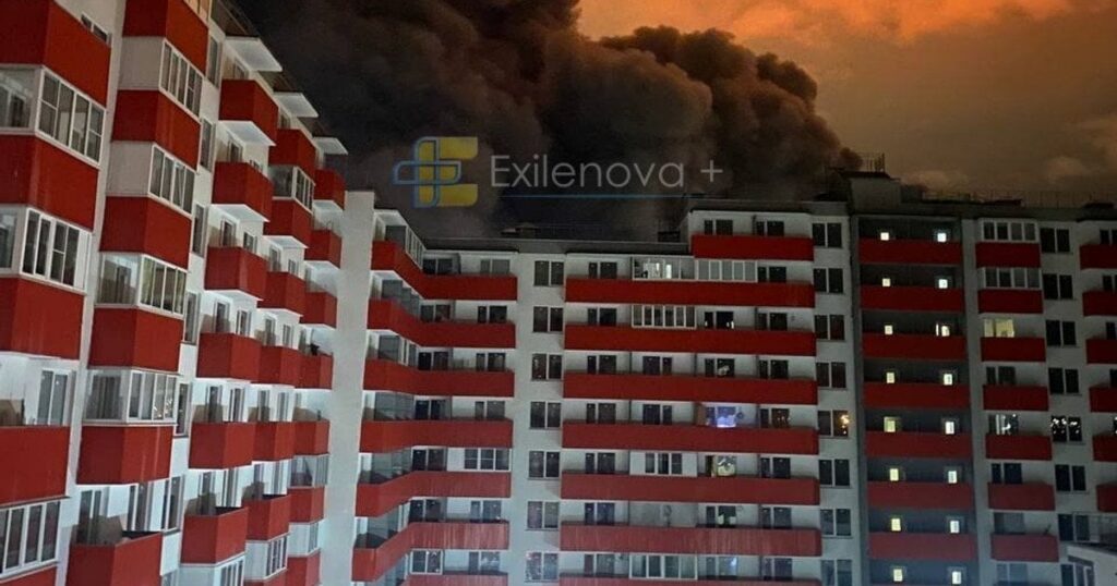 Пожежа у Санкт-Петербурзі 23 серпня — що горить у Колпіно — Світ Пожежа у Санкт-Петербурзі 23 серпня — що горить у Колпіно — Світ
