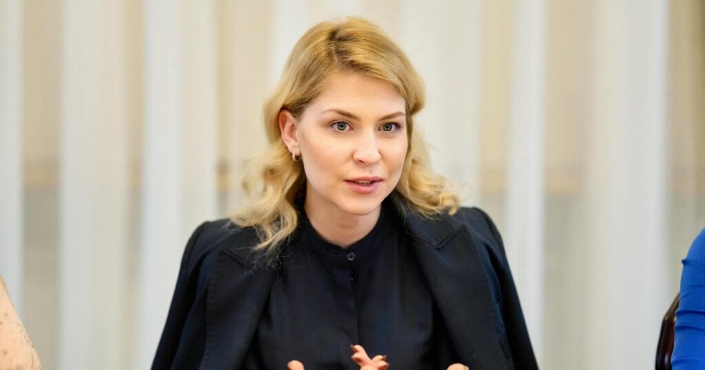 Зеленський звільнив Ольгу Стефанішину з посади посла України у США — Політика Зеленський звільнив Ольгу Стефанішину з посади посла України у США — Політика